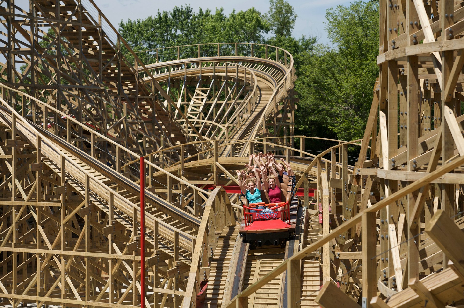 American Thunder | Six Flags St Louis