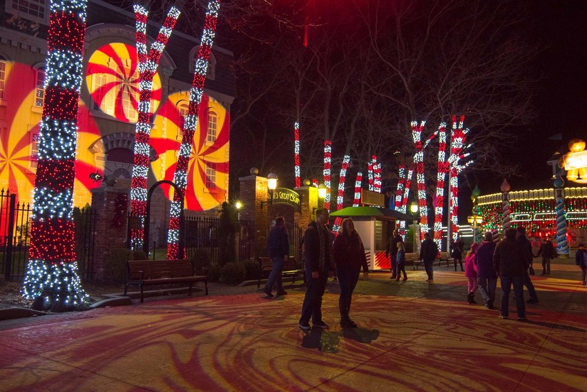 Six flags holiday in the park discount coupons
