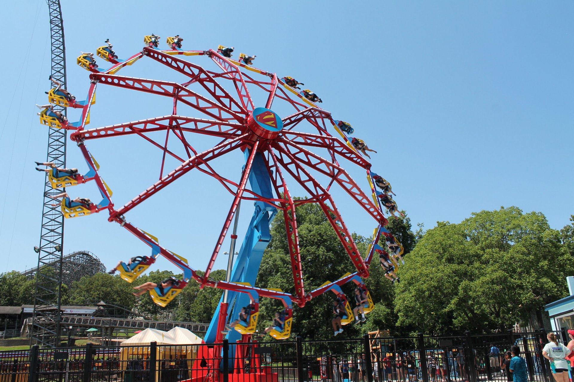 New in 2020 - SUPERGIRL Sky Flyer | Six Flags New England
