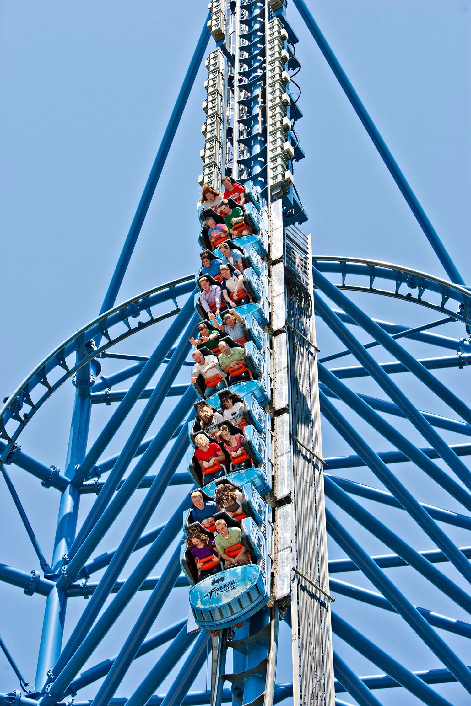 Mr. Freeze: Reverse Blast | Six Flags St Louis