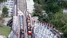 All Attractions | Six Flags Great America
