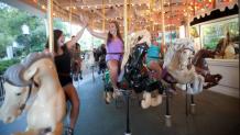 Grand Carousel Grand Carousel