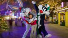 looney tunes character at holiday in the park