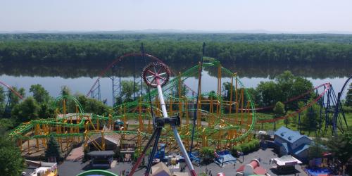HARLEY QUINN Spinsanity at Six Flags New England