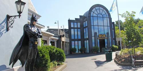 THE DARK KNIGHT Coaster from the outside