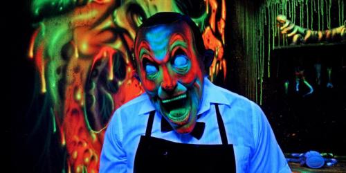 clown in toyz of terror maze