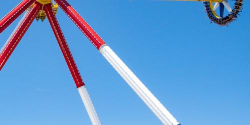 wonder woman lasso of truth ride swinging