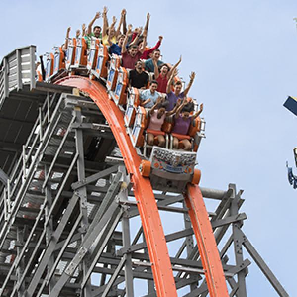 Wicked Cyclone drops off the lift at Six Flags New England