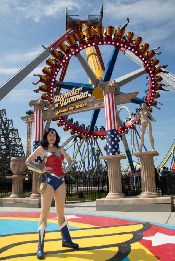 Wonder Woman Meet & Greet | Six Flags St Louis